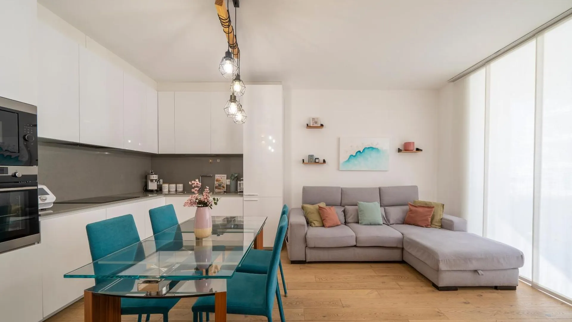 Super Suite Alma With Private Garage Autentica contacts
