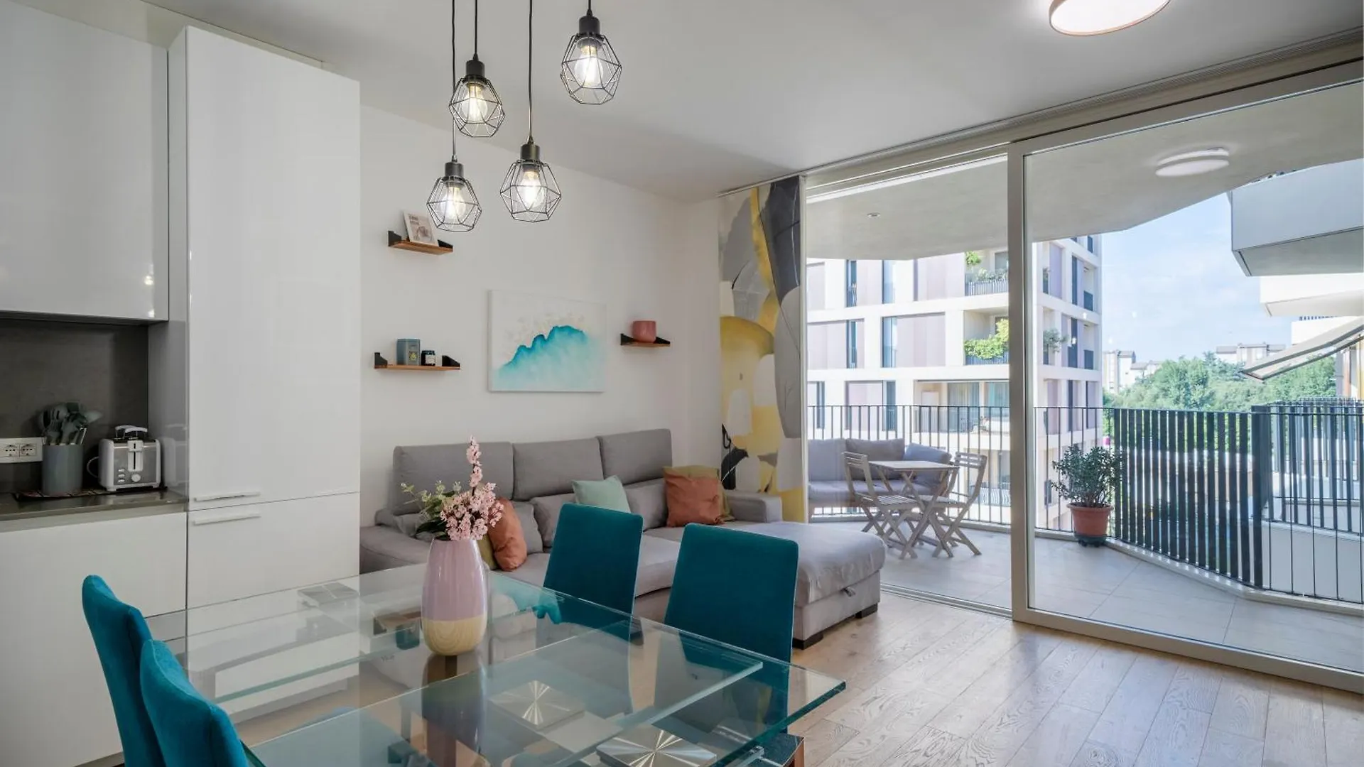 شقة Super Suite Alma With Private Garage Autentica