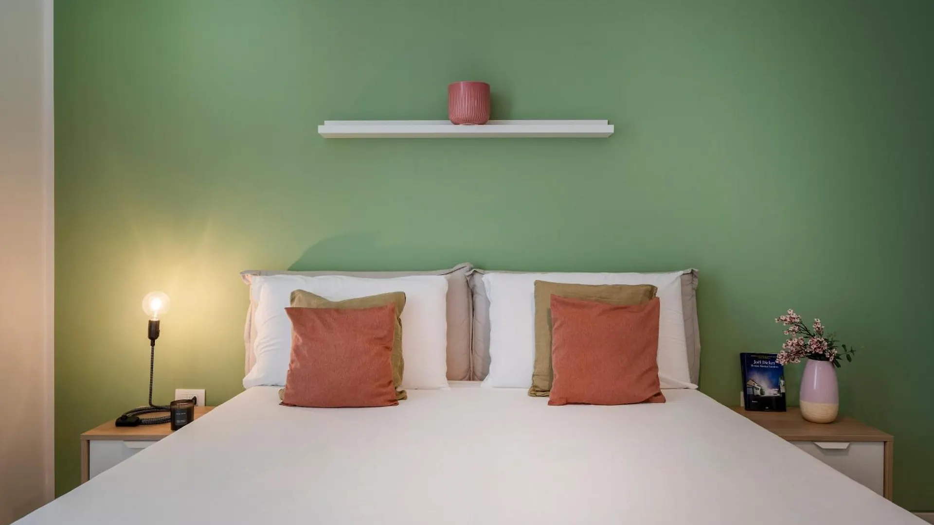 Alma Comfort Suite Battaglia Appartamenti Милан Италия